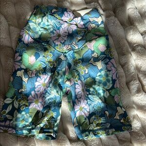 Floral Women's Offline by Aerie NWT Shorts